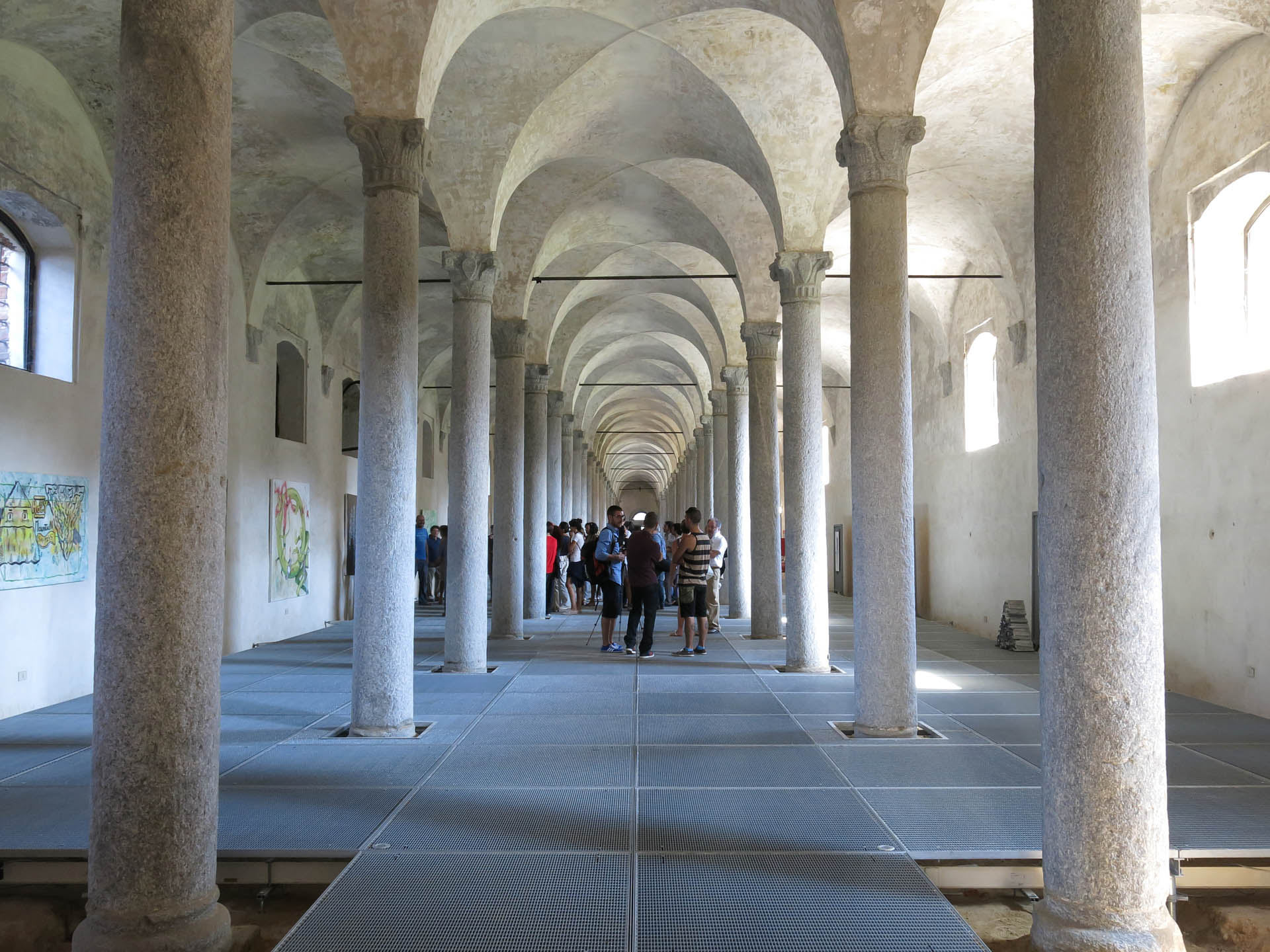 postumi-group-show-at-castello-di-vigevano-01